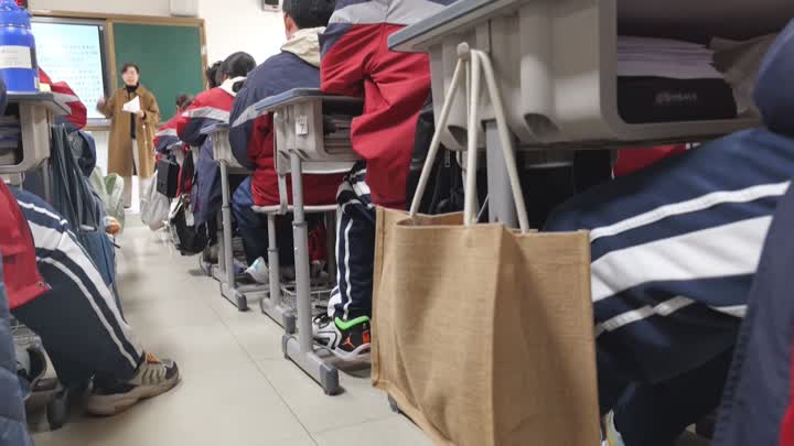 暖心实事教育惠民 扬州627万套课桌椅换新完成DB电竞app(图3)