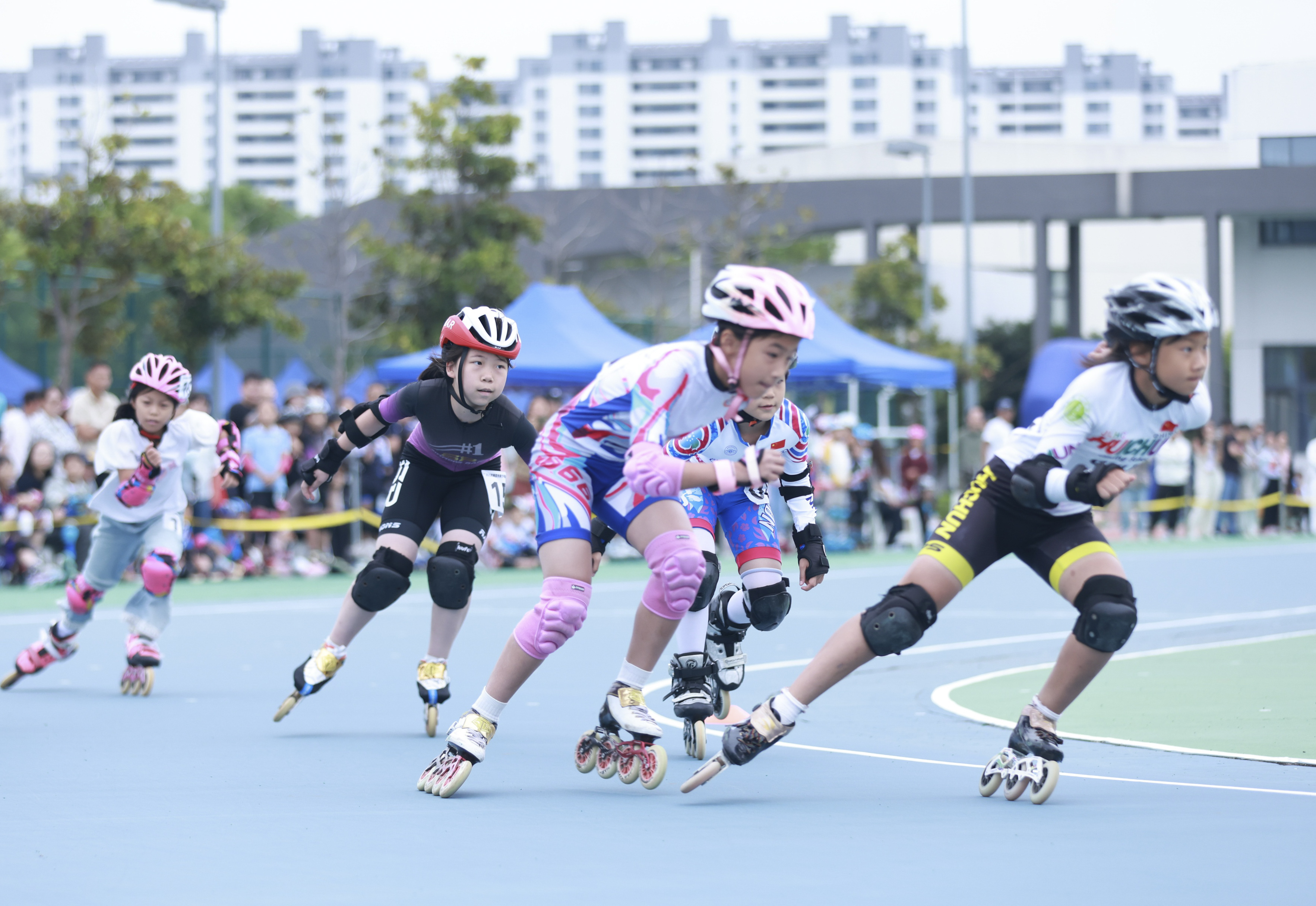 9月20日，2025年南京市青少年阳光体育节校园轮滑联赛在高淳区金陵汇淳学校举行。