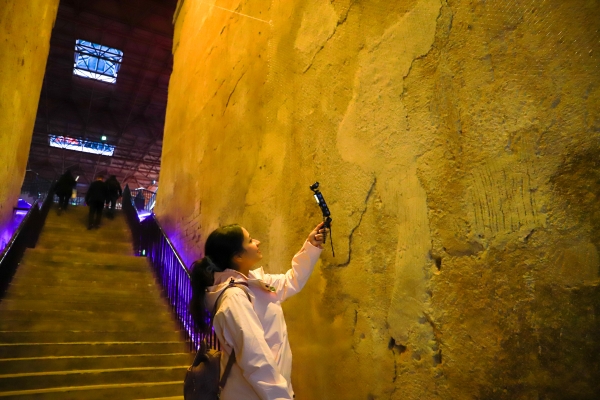 【2025打卡中国】徐州首日:千年汉风徐来 科技潮涌徐工 null